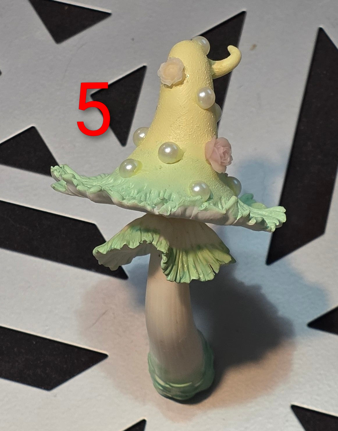 Mushroom magnets