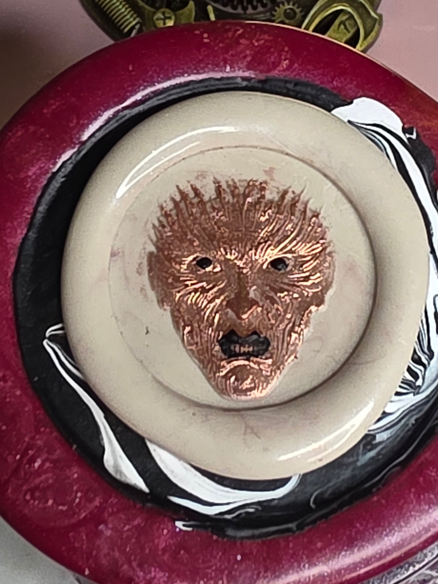 The Howling Effigy