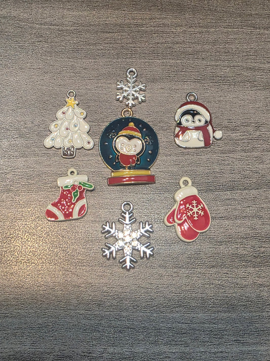 Seasonal/Holiday Pendant Set